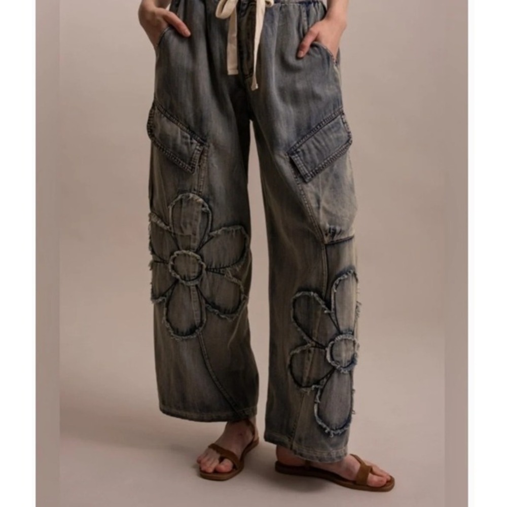 BlueVelvet Boho Flower Patchwork Cargo Wide Leg Baggy Denim Pants NWT